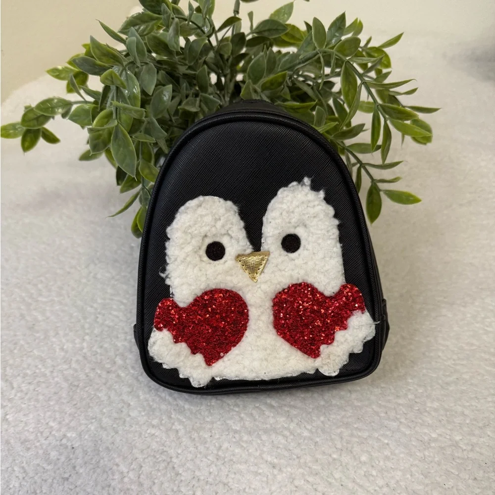 Bath & Body Works small cosmetic bag